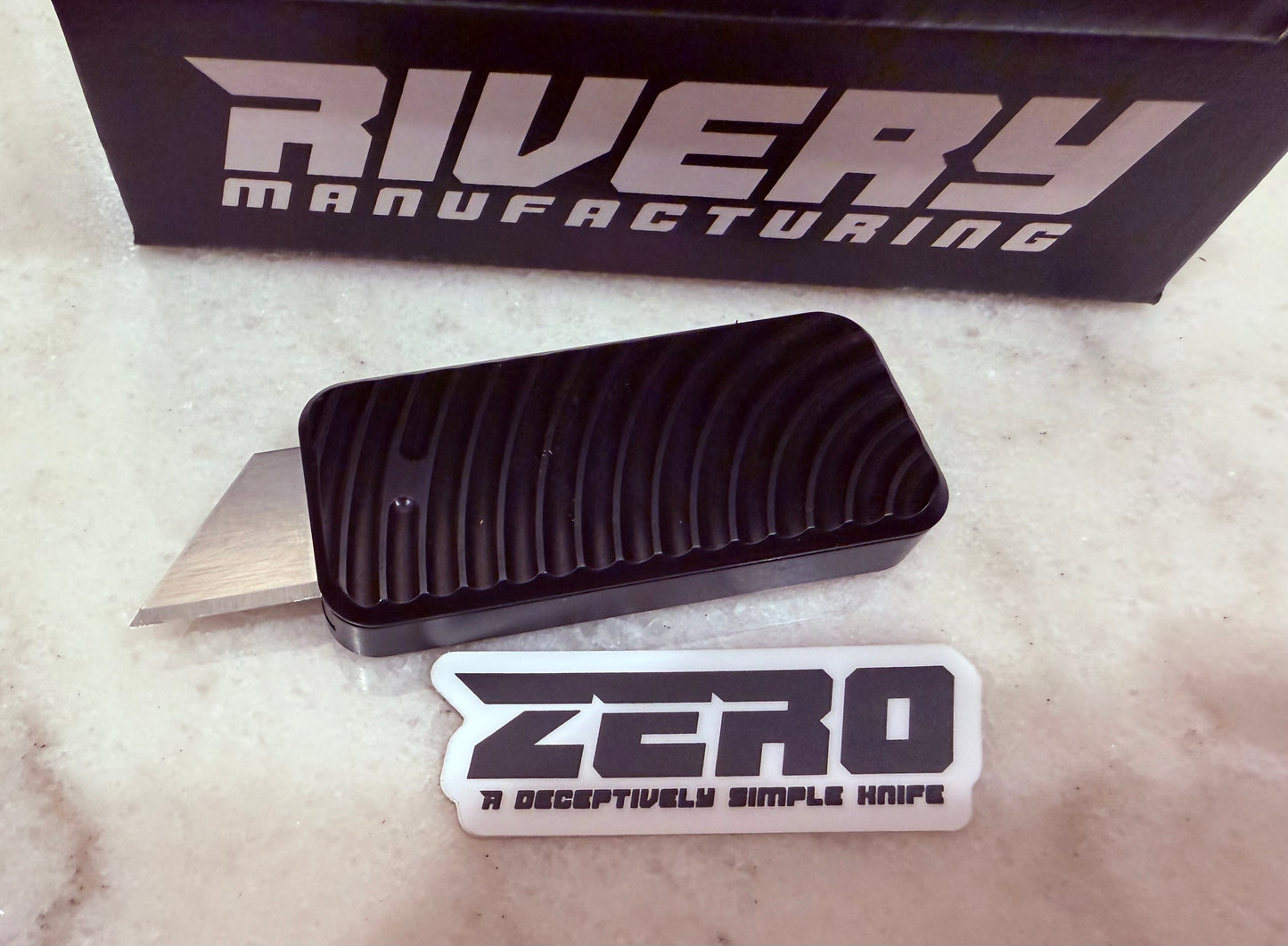 Rivery Zero Original Black Utility Knife – Lightweight Manual OTF EDC | MacMow