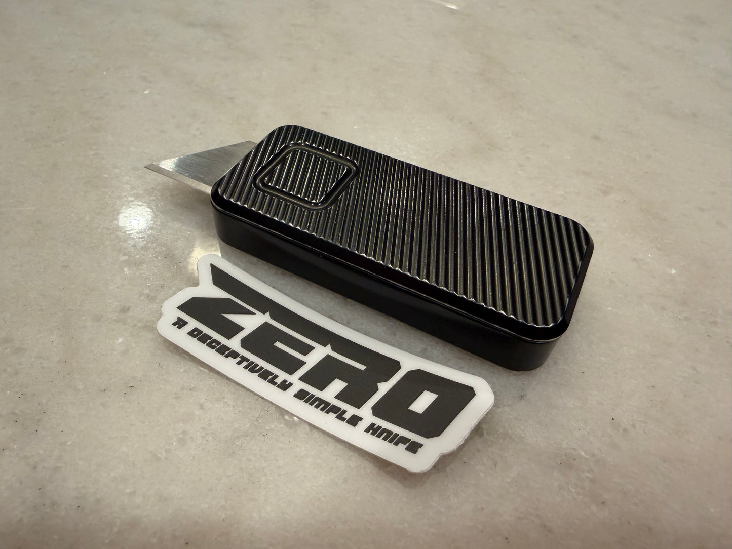 Rivery Zero File Worn Black Utility Knife – Distressed Finish Retractable EDC