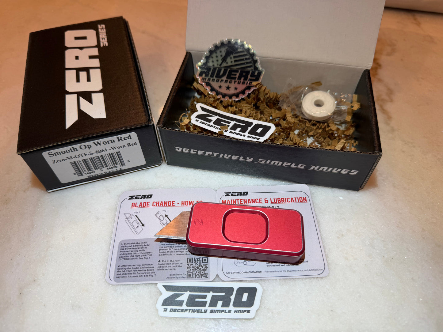 Rivery Zero Smooth Operator Utility Knife –  Worn Red Distressed Finish Retractable EDC