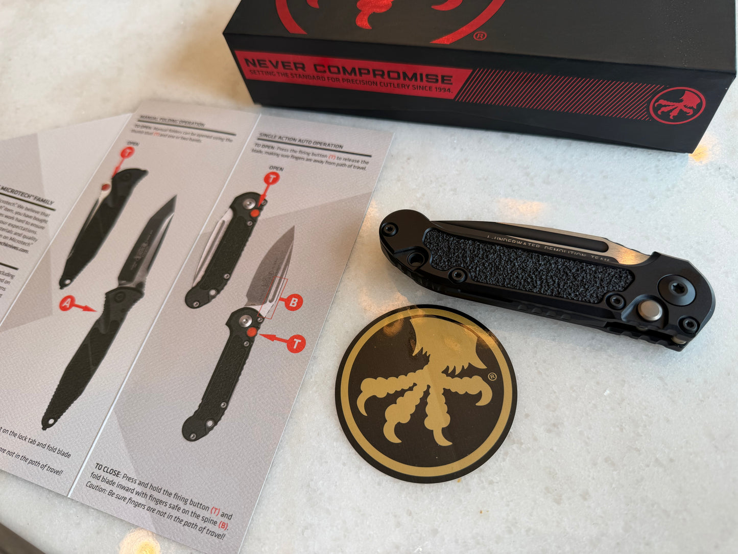 Microtech L.U.D.T. S/E Gen III Automatic Knife - 3.5" Drop Point Black M390MK (Black Handle) (1135-1T)