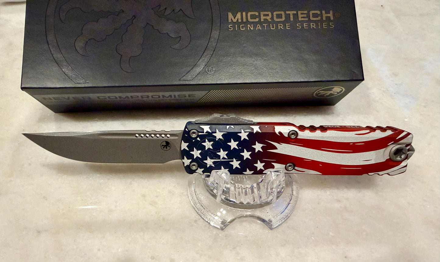 Microtech UTX-85 Signature Series: 250th Anniversary 4th of July Edition